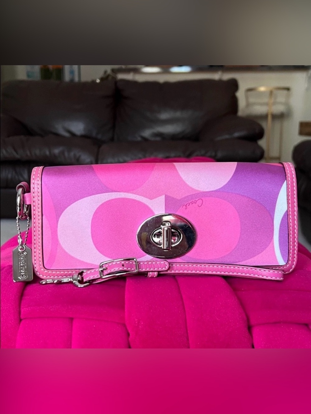 Coach Pink Optic Limited Edition Turnlock  Clutch/Wristlet - Picture 10 of 10